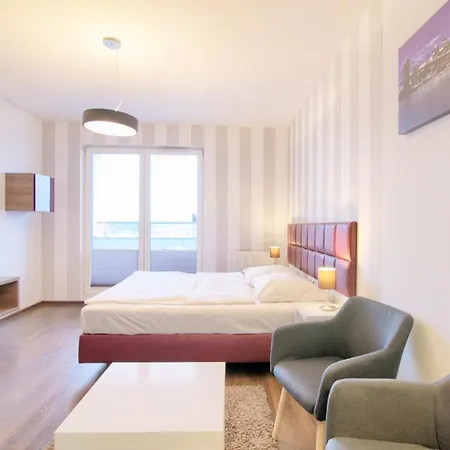 Apartment In - Bandurskiego *