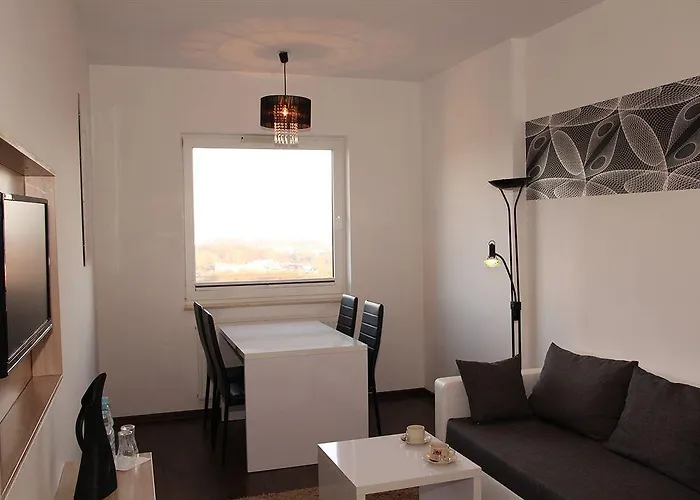 In - Bandurskiego Apartment